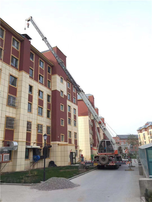 黄陵县跨街广告牌的高空安装注意事项